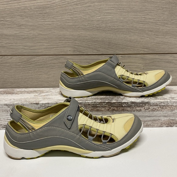 Timberland Outdoor Performance Agile Hiking Shoes - Picture 2 of 11